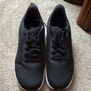 Athletic Works Men's Black Athletic Shoes
